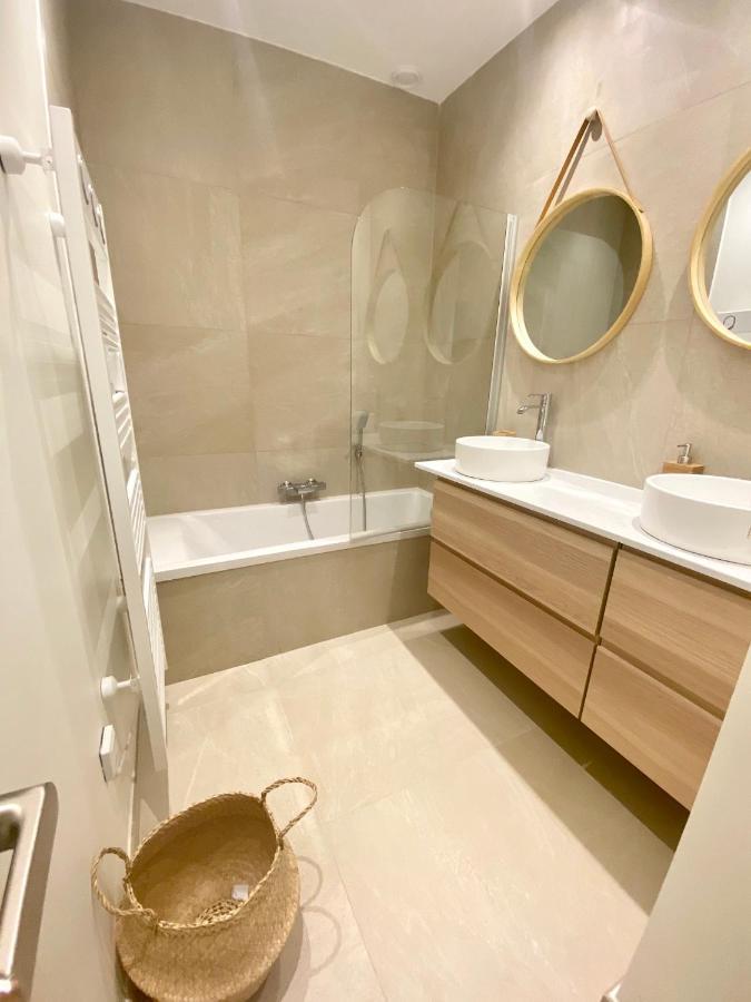 The Luxury Green Penthouse In City Center With Terrace And Free Parking Luxemburg Exteriör bild